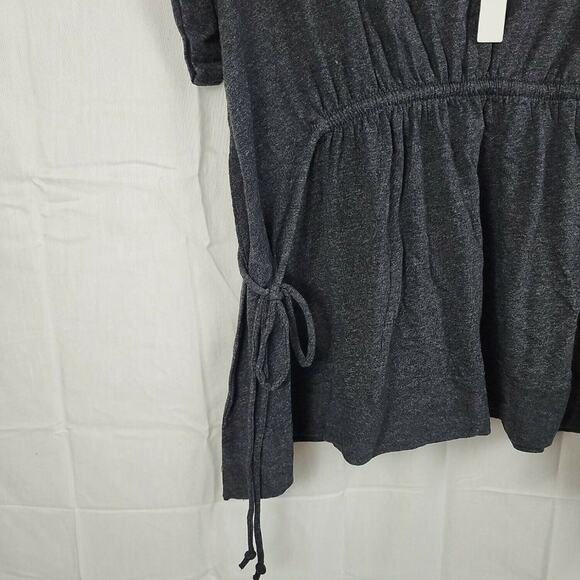Caslon Women's Size M Short Cap Sleeve Tie Waist Peplum Blouse Gray Marl New - Picture 3 of 10
